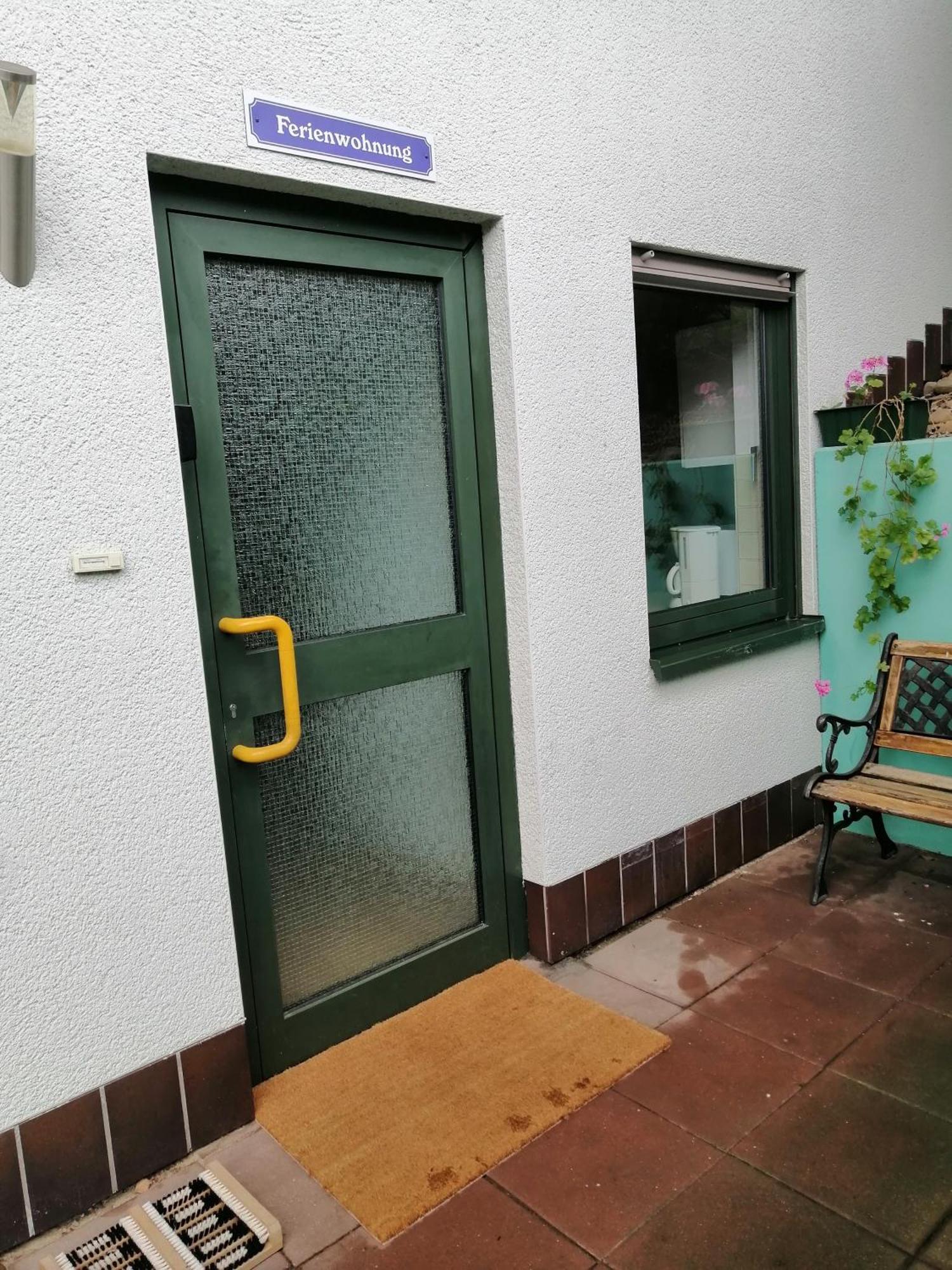 Haus Mohr - Ferienwohnung Im Taunus Weilmunster Экстерьер фото